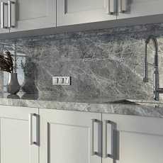 Розетка Werkel Hammer влагозащищенная с заземлением с защитой крышкой и шторками серебряный W1271206 4690389162862 1