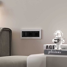 Рамка Werkel Split на 3 поста белый/черный W0033068 4690389208232 3