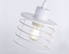 Подвесной светильник Ambrella light Traditional TR8072 1