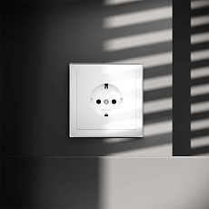 Розетка встраиваемая Voltum S70 с заземлением 16А, (белый глянцевый) VLS040101 5