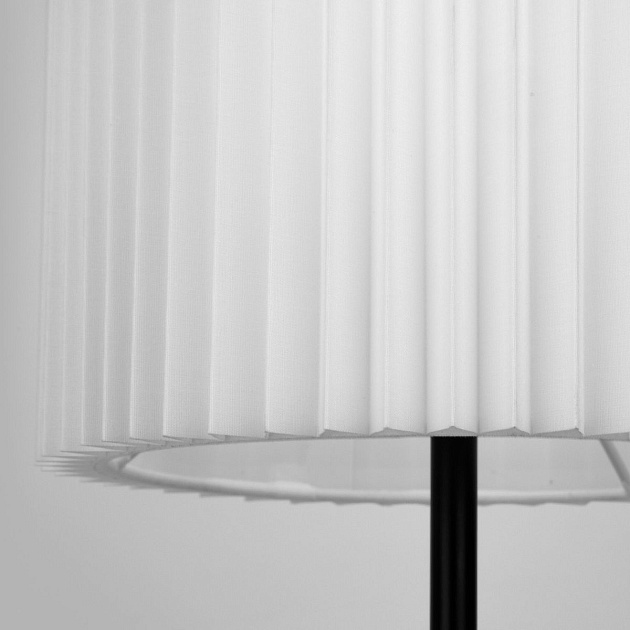 Настольная лампа Eurosvet Notturno 01162/1 черный фото 3
