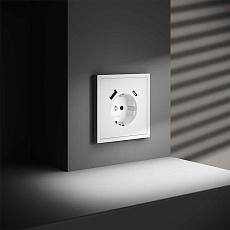 Розетка встраиваемая Voltum S70 с заземлением и защитными шторками, 16А, с USB, A+С, (белый матовый) VLS040502 2
