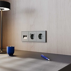 Розетка встраиваемая Voltum S70 с заземлением и защитными шторками, 16А, с USB, A+С, (титан) VLS040506 5